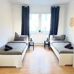 Cosyhomes24 - Centrally With Parking Space And Living - Ge11b 公寓 *