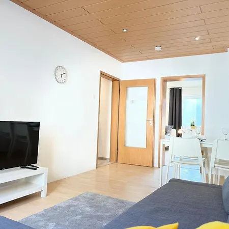 Ge-altstadt 02-2 I Monteurwohnung Trio I Wlan, Bettwaesche & Handtuecher, Parkplatz I Cosyhomes24 Апартаменты